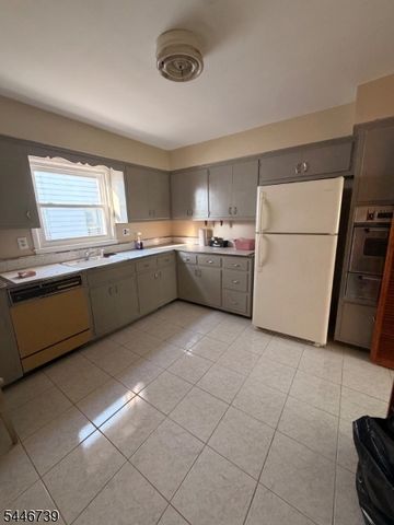 81 Mount Vernon Ave, Irvington Twp., NJ 07111