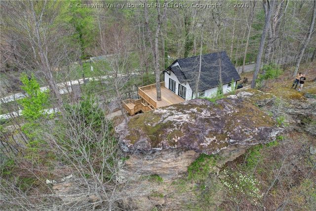 2873 Kanawha State Forest Drive, Charleston, WV 25314
