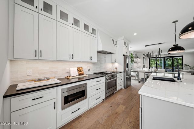 1748 Herons View Drive, Wilmington, NC 28401