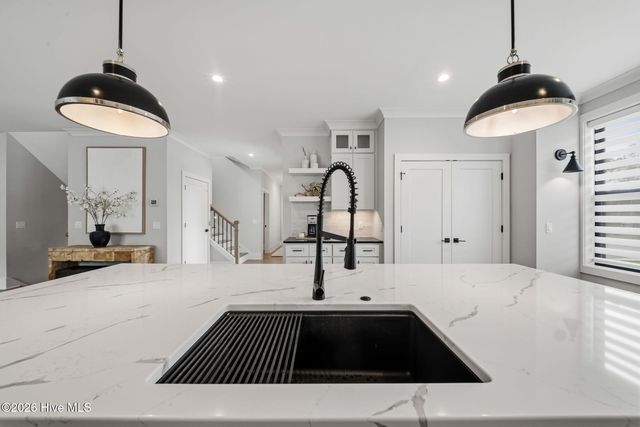 1748 Herons View Drive, Wilmington, NC 28401