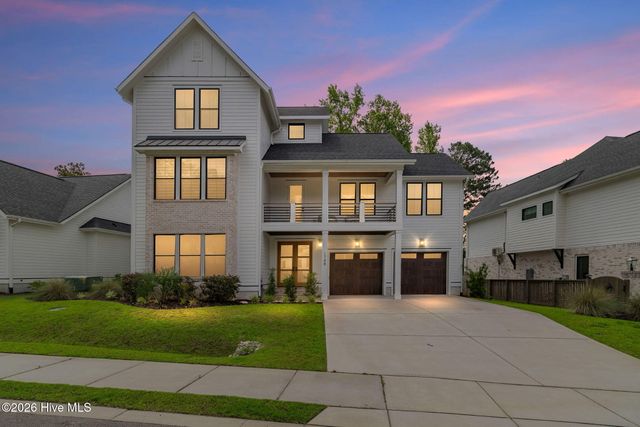 1748 Herons View Drive, Wilmington, NC 28401