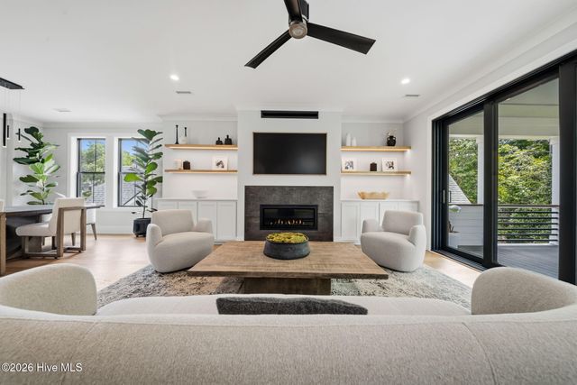 1748 Herons View Drive, Wilmington, NC 28401