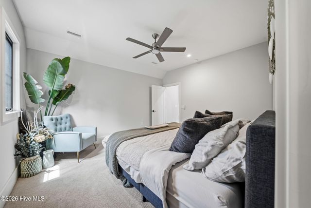 1748 Herons View Drive, Wilmington, NC 28401
