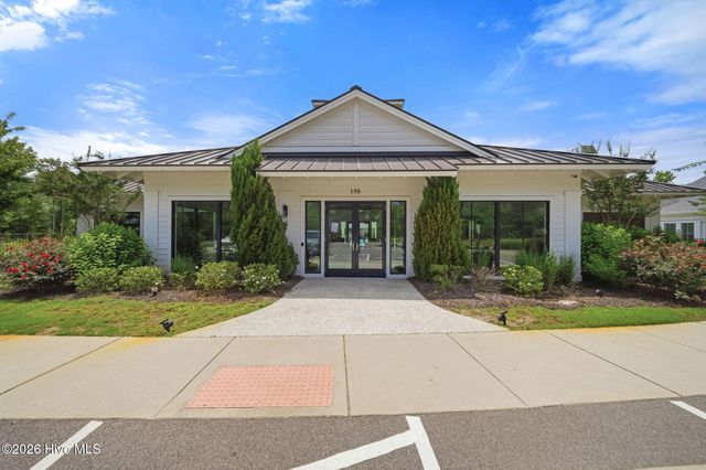 1748 Herons View Drive, Wilmington, NC 28401