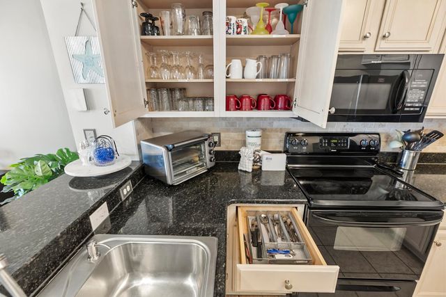 1625 S Ocean Blvd Unit S1607, North Myrtle Beach, SC 29582