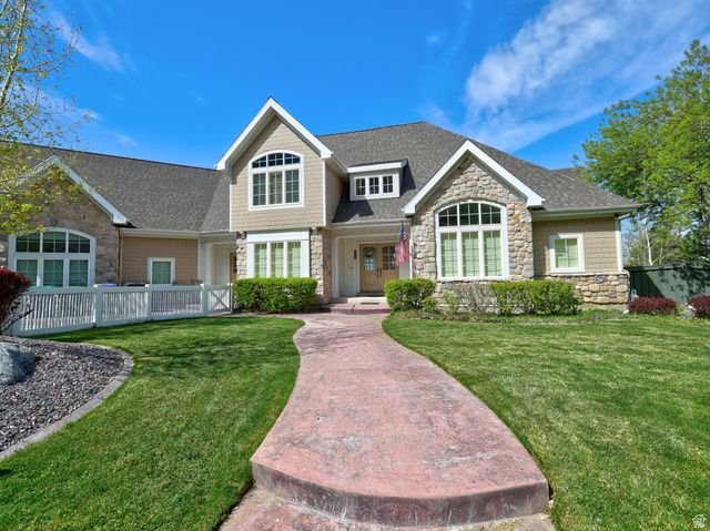 943 N TERRACE DR, Provo, UT 84604