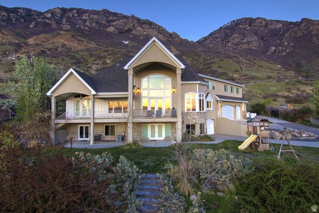 943 N TERRACE DR, Provo, UT 84604