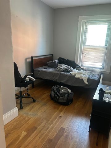 377 West Broadway 2, Boston, MA 02127