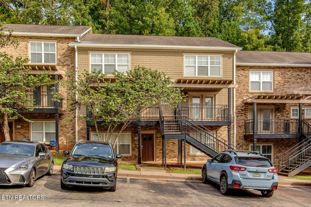 3914 Cherokee Woods Way 104, Knoxville, TN 37920