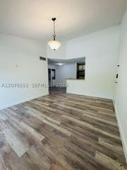 15530 SW 80th St C-306, Miami, FL 33193