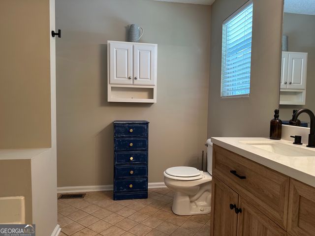 10 VAUGHAN Court NE, Cartersville, GA 30121