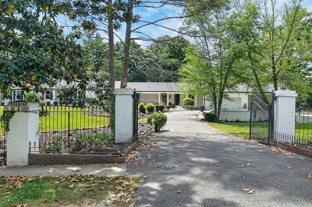 502 N Jefferson Ave, Cookeville, TN 38501