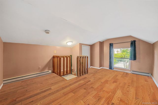 93 Maple Road, Kings Park, NY 11754