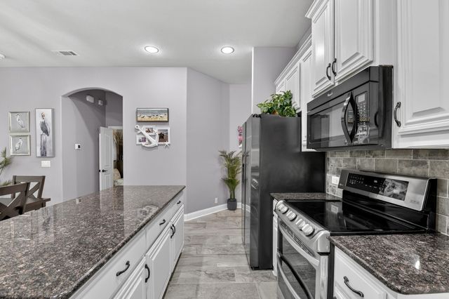 1120 Ponderosa Drive, Aubrey, TX 76227