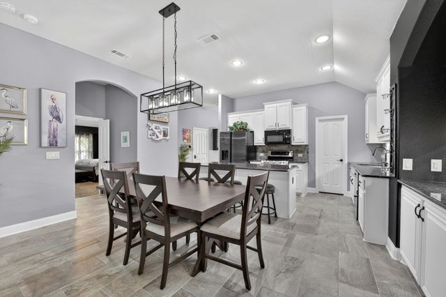 1120 Ponderosa Drive, Aubrey, TX 76227