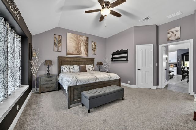 1120 Ponderosa Drive, Aubrey, TX 76227
