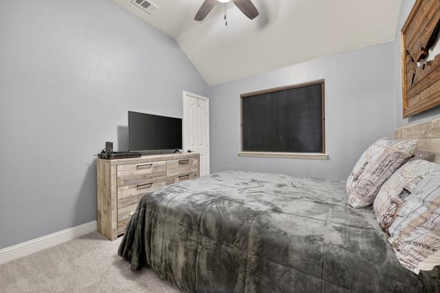 1120 Ponderosa Drive, Aubrey, TX 76227