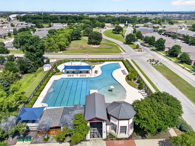 1120 Ponderosa Drive, Aubrey, TX 76227