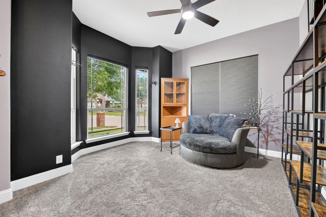 1120 Ponderosa Drive, Aubrey, TX 76227
