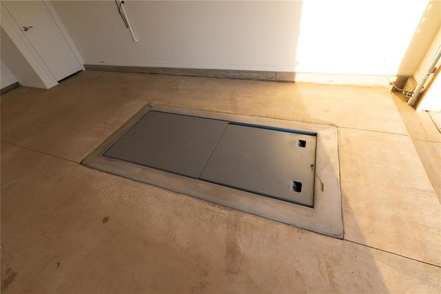 9309 NW 87th Street, Yukon, OK 73099