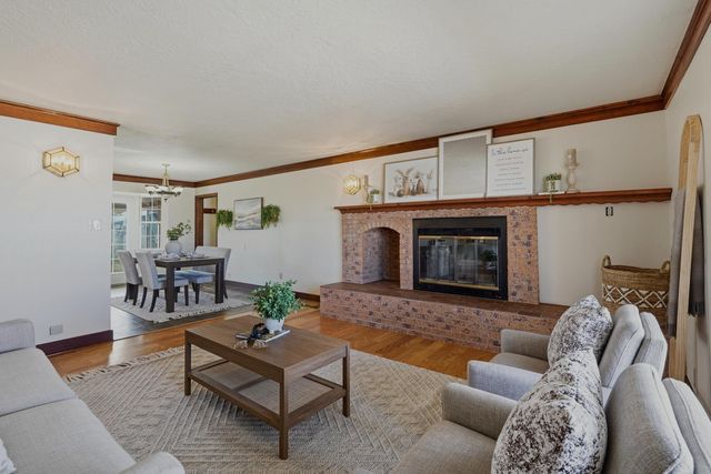 522 Clark Circle SW, Albuquerque, NM 87105