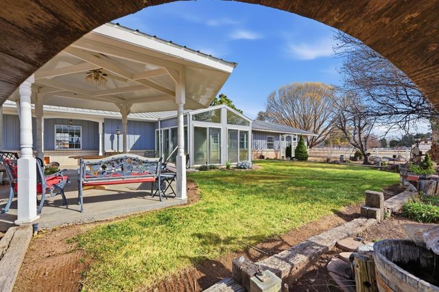 522 Clark Circle SW, Albuquerque, NM 87105