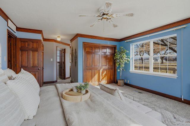 522 Clark Circle SW, Albuquerque, NM 87105