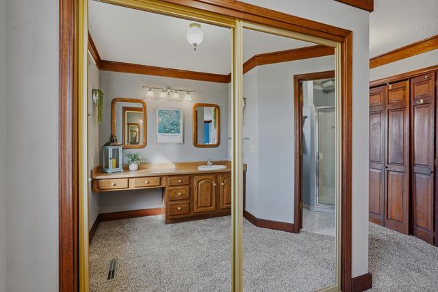 522 Clark Circle SW, Albuquerque, NM 87105