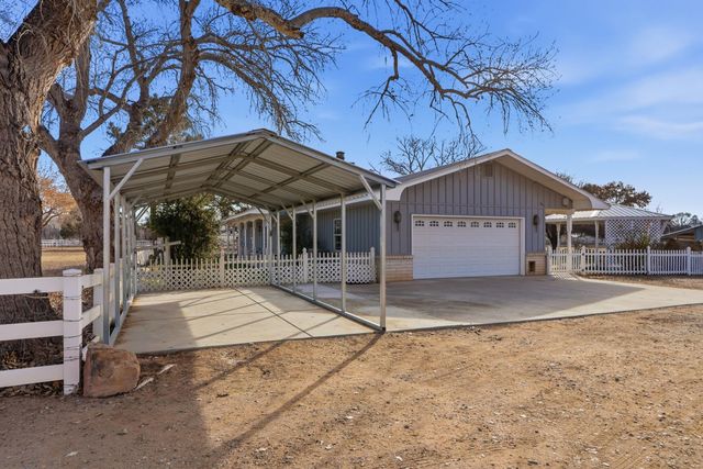 522 Clark Circle SW, Albuquerque, NM 87105