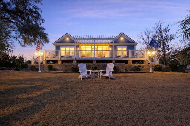 843 Caines Landing Rd., Conway, SC 29526