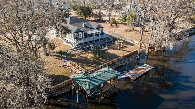 843 Caines Landing Rd., Conway, SC 29526