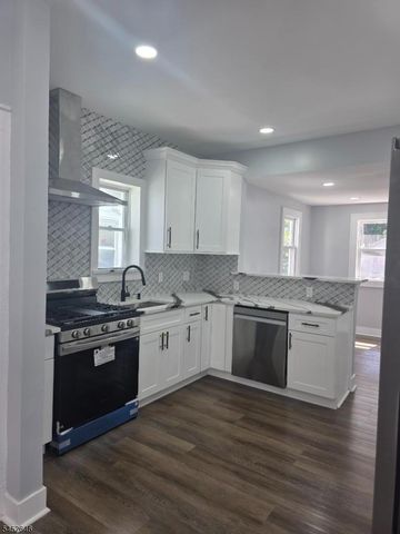 270 40Th St, Irvington Twp., NJ 07111