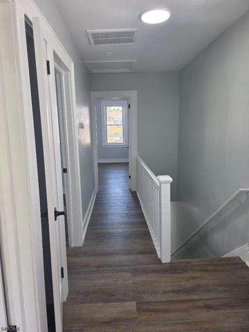 270 40Th St, Irvington Twp., NJ 07111