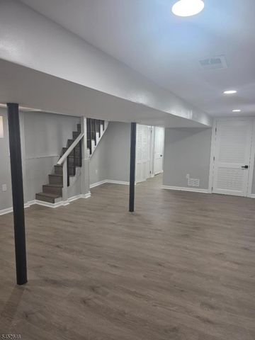 270 40Th St, Irvington Twp., NJ 07111