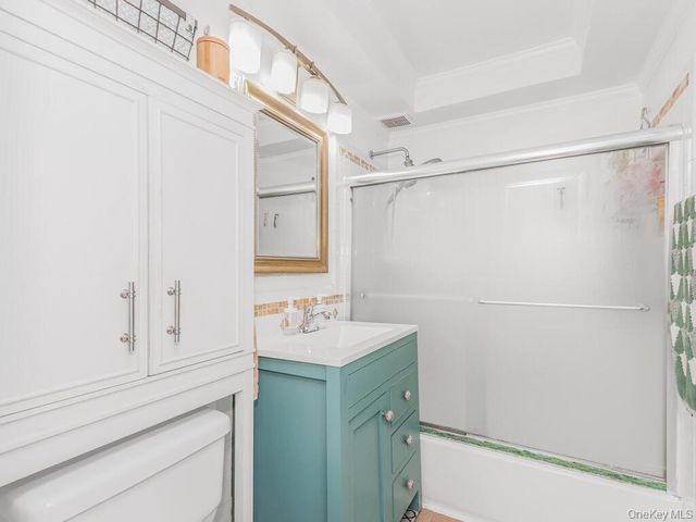 6535 Broadway 2G, Bronx, NY 10471