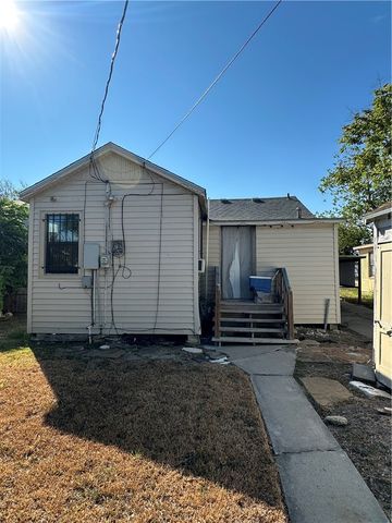 4946 Brandesky Dr, Corpus Christi, TX 78415