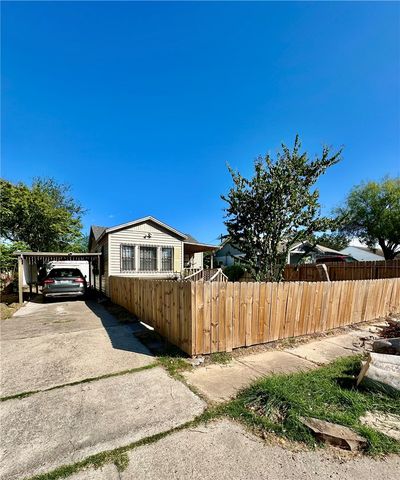 4946 Brandesky Dr, Corpus Christi, TX 78415