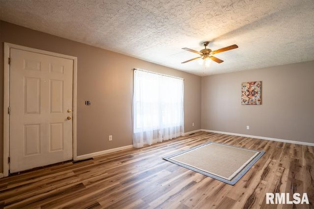 603 S MAPLE Street, West Frankfort, IL 62896