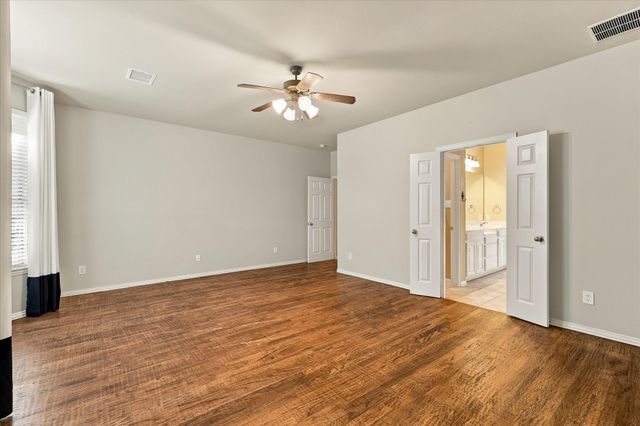 1713 Chessington Lane, Mckinney, TX 75072