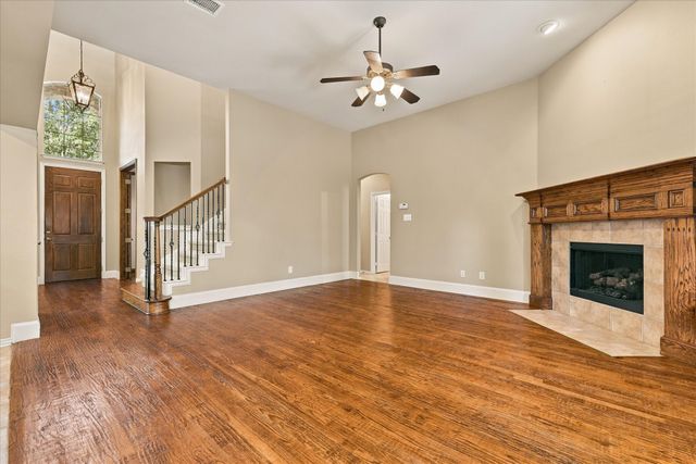 1713 Chessington Lane, Mckinney, TX 75072