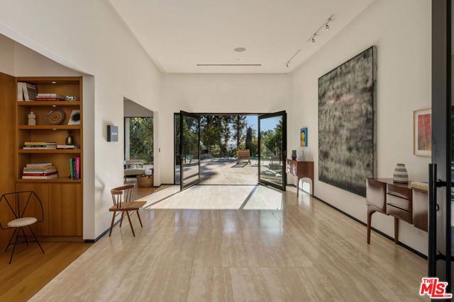 1120 El Retiro Way, Beverly Hills, CA 90210