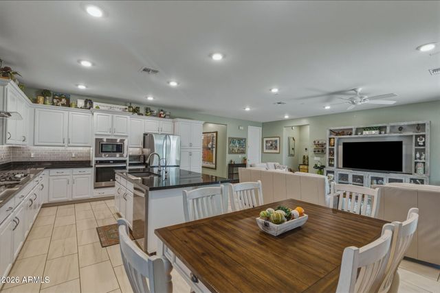 17157 W LAURIE Lane, Waddell, AZ 85355