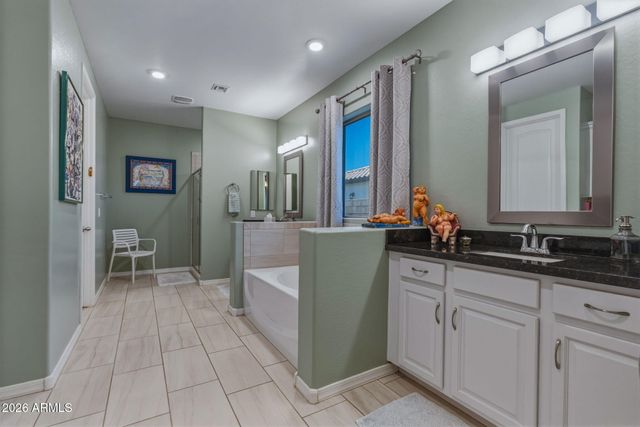 17157 W LAURIE Lane, Waddell, AZ 85355