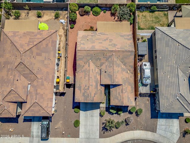 17157 W LAURIE Lane, Waddell, AZ 85355