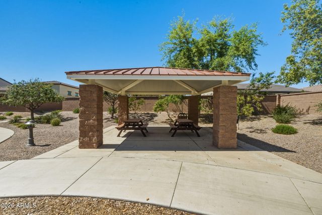 17157 W LAURIE Lane, Waddell, AZ 85355