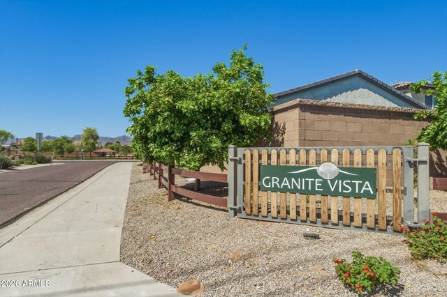 17157 W LAURIE Lane, Waddell, AZ 85355