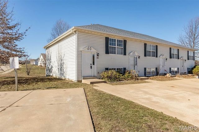 1017 Arlington Court, Warrenton, MO 63383