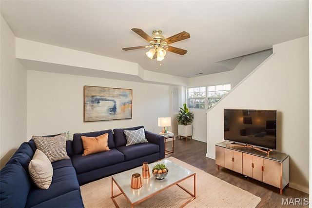 1017 Arlington Court, Warrenton, MO 63383