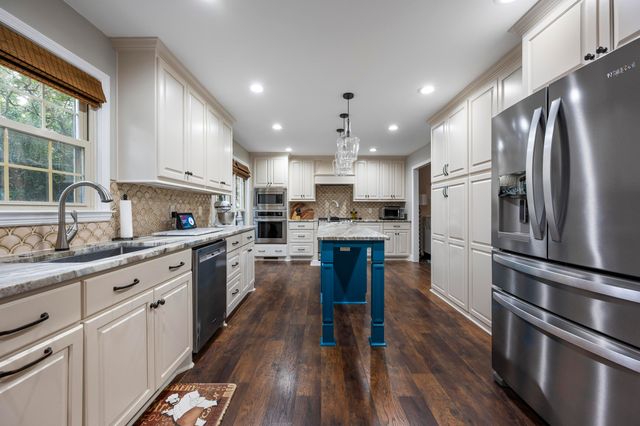 506 Fairington Drive, Summerville, SC 29485