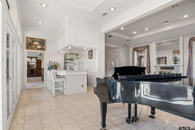 201 Country Club Drive, Mt Pleasant, TX 75455